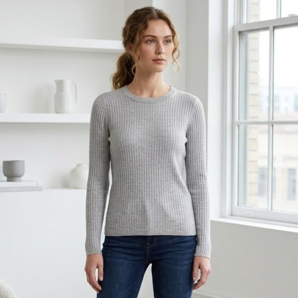Banana Republic Sweater Womens M Grey Merino Wool Ribbed Scallop Neck Pullover
